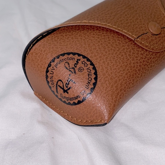 Ray-Ban Sunglasses Case - Picture 2 of 4